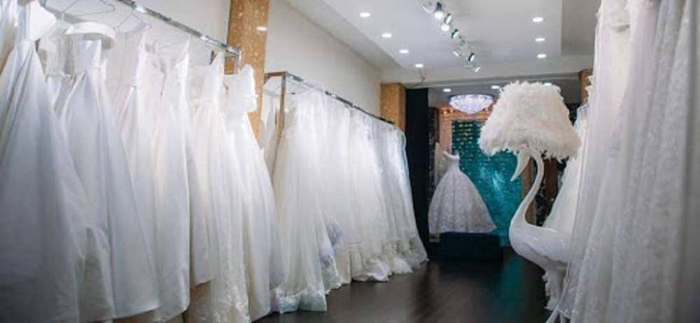 Dịch vụ giặt hấp/ giặt khô váy cưới đầm cưới chuyên nghiệp tại hcm